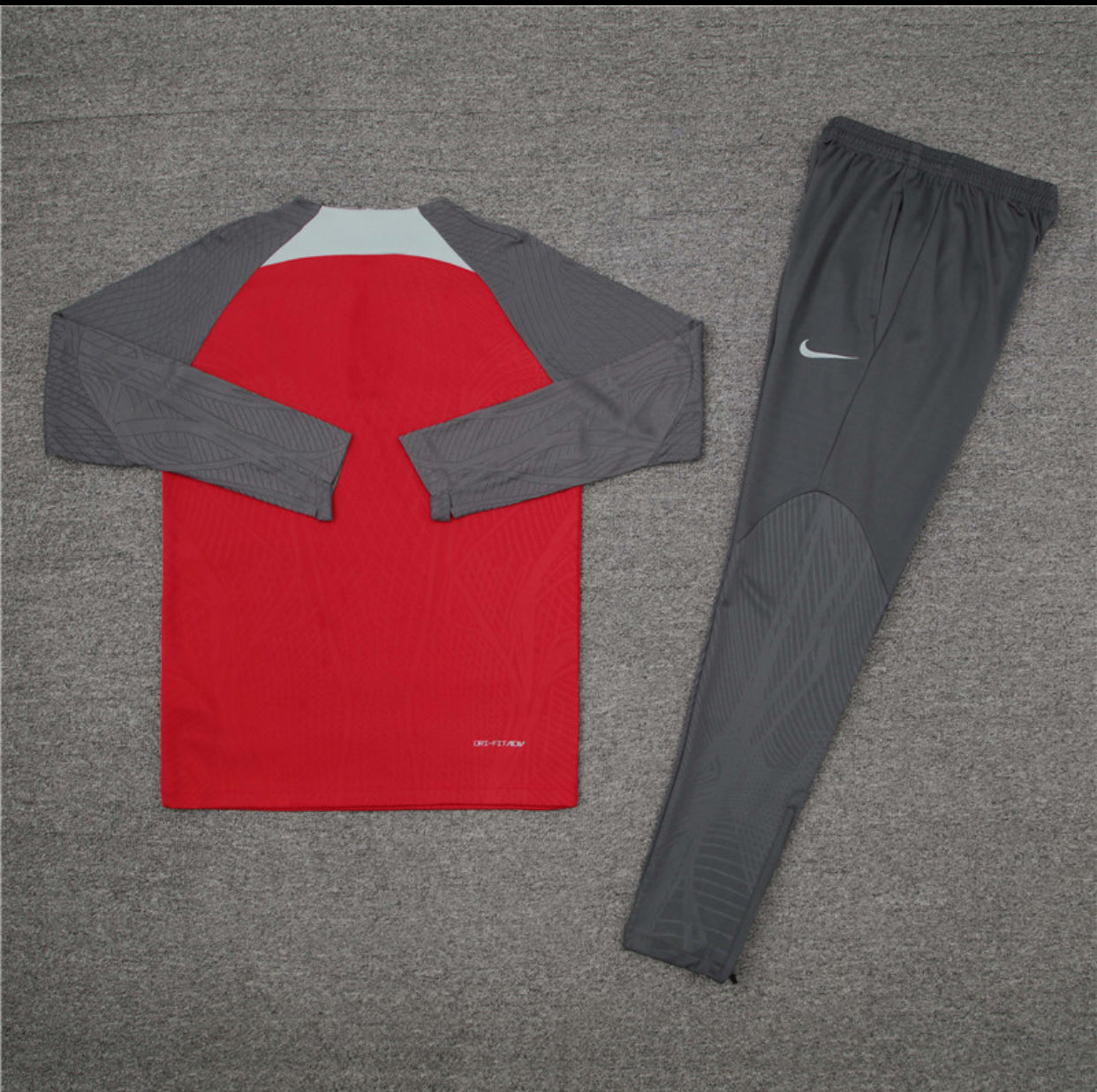 Liverpool FC Men’s 23/24 1/4 Zip Tracksuit