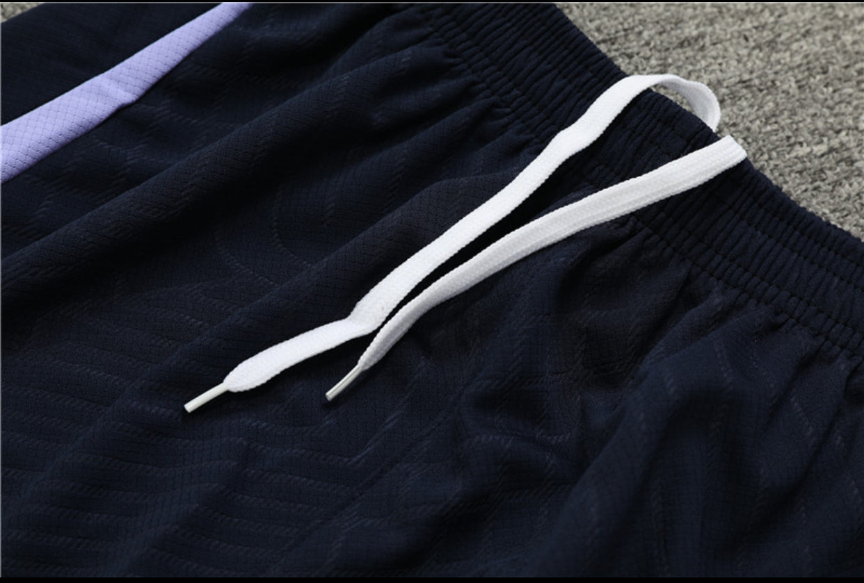 Liverpool FC Men’s 23/24 Training Kit