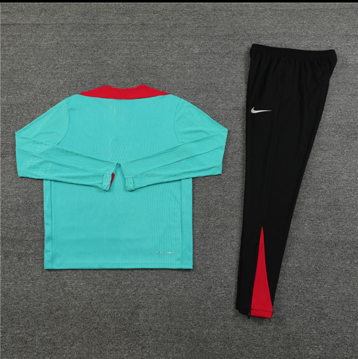 Liverpool FC Kids 24/25 1/4 Zip Tracksuit