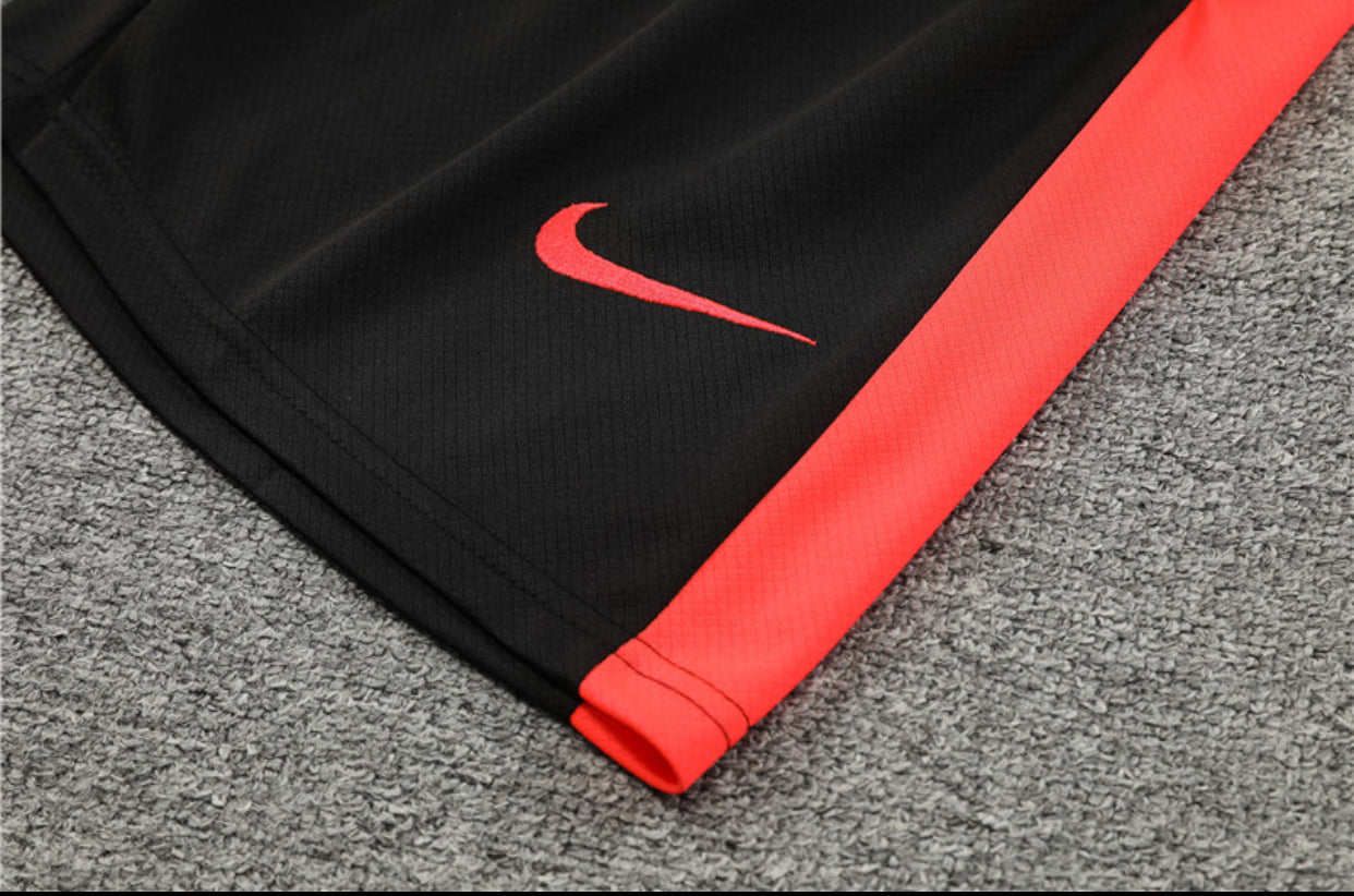 Liverpool FC Kids 23/24 Training Kit